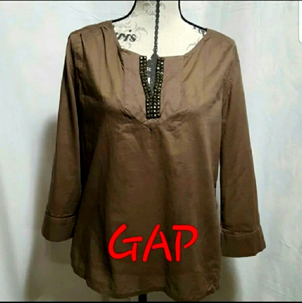 GAP studded blouse